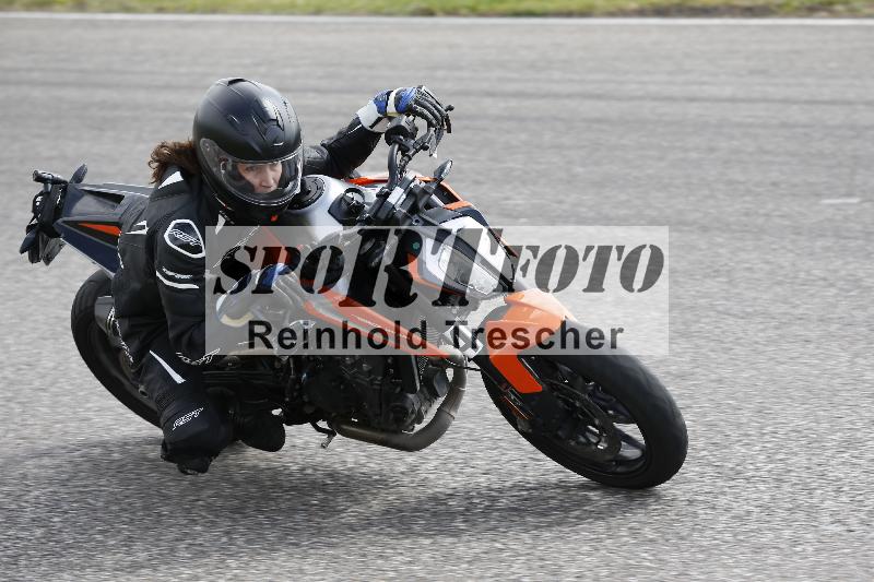 /Archiv-2025/10 23.04.2025 Cornu Master School ADR/gruen-vert/4